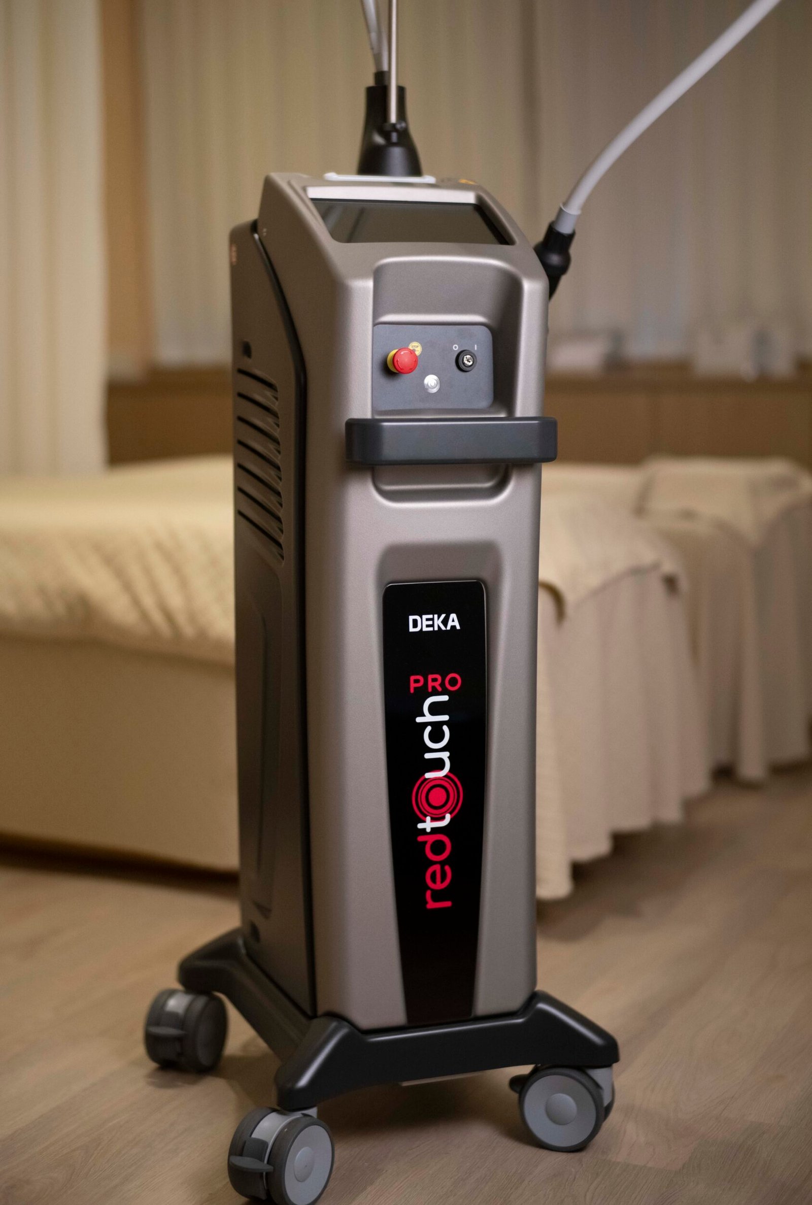 RedTouch Pro 少女光 膠原再生 療程儀器